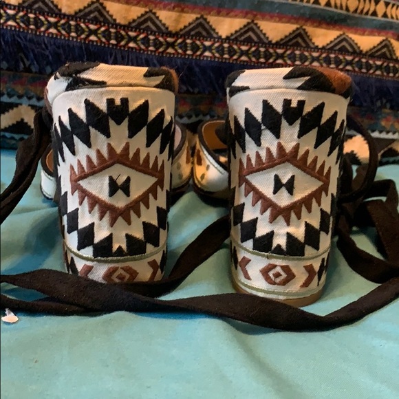 Strappy Heels - Picture 4 of 6